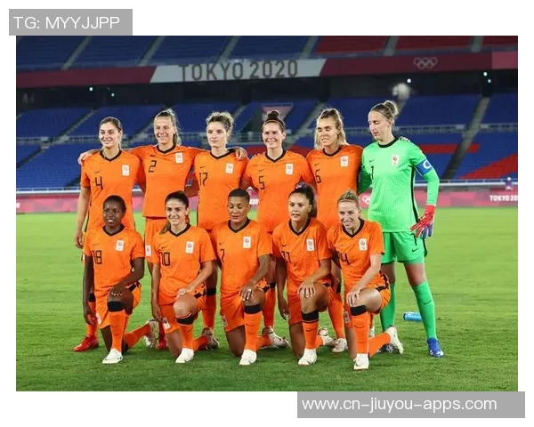 中国女足迎战荷兰女足力争突破展现拼搏精神与团队合作的精彩对决