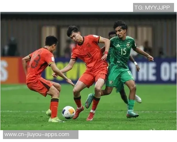 国足迎战乌兹别克斯坦期待突破重围争取世界杯预选赛首胜