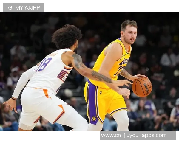 太阳对湖人精彩直播全程回顾与赛后分析尽在这里